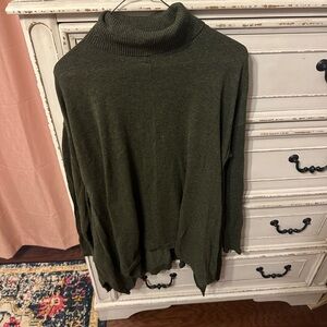 Green Long Sleeve Sweater
